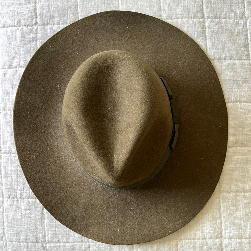 Brixton wide brim hat